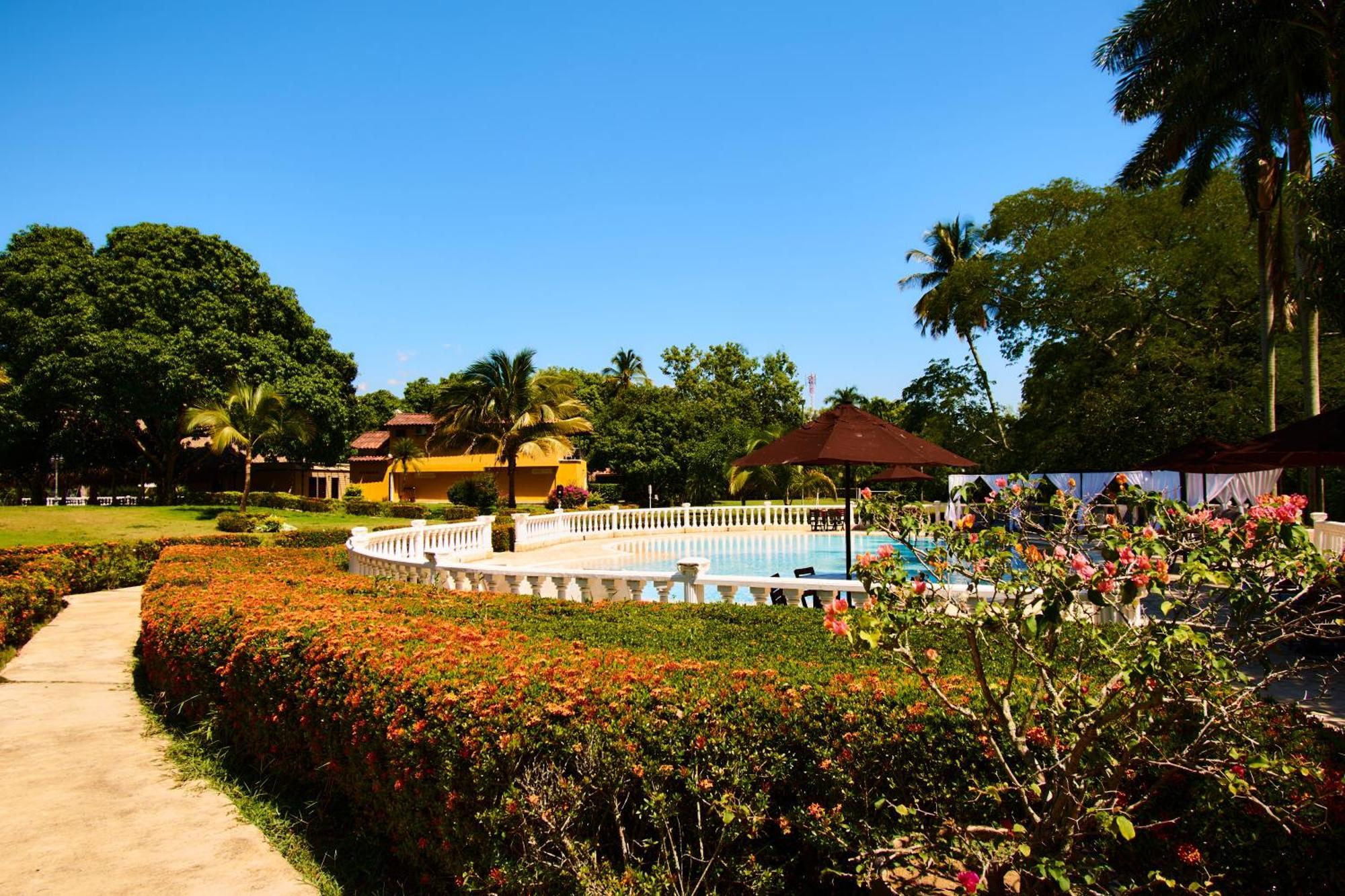 La Iguana De Santa Fe By Bernalo Hotels Santa Fe de Antioquia Eksteriør bilde